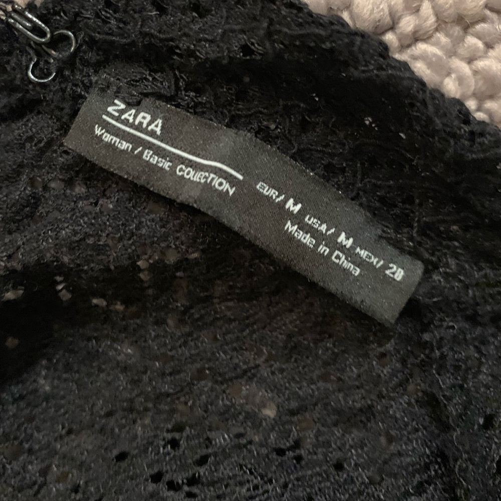 3/$30 Zara Black Lace Cold Shoulder Top - Picture 5 of 5